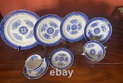 48 Piece Spode Fitzhugh Blue & White Pottery /Porcelain Dinner Service