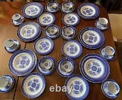 48 Piece Spode Fitzhugh Blue & White Pottery /Porcelain Dinner Service