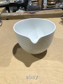 KitchenAid Hobnail White Ceramic Mixing Bowl 5-Quart, New (I4)